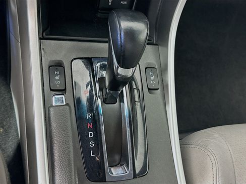 Used 2015 Honda Accord EX-L image 25