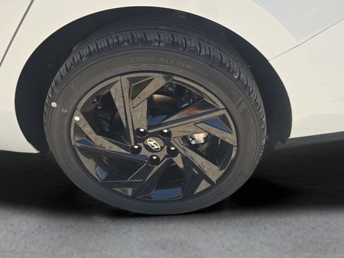 New 2026 Hyundai Elantra Sport FWD image 29