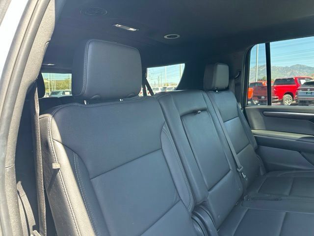 Certified 2025 Chevrolet Suburban LT AWD/4WD image 28