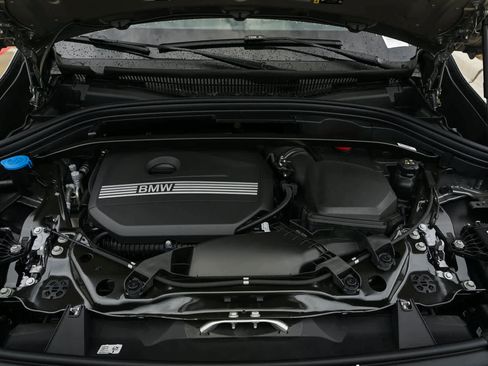 Used 2024 BMW X1 xDrive28i w/ Premium Package image 17