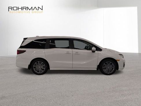 New 2026 Honda Odyssey Touring image 39