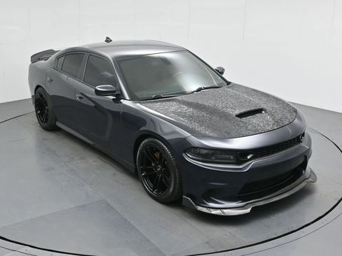 Used 2019 Dodge Charger R/T image 38