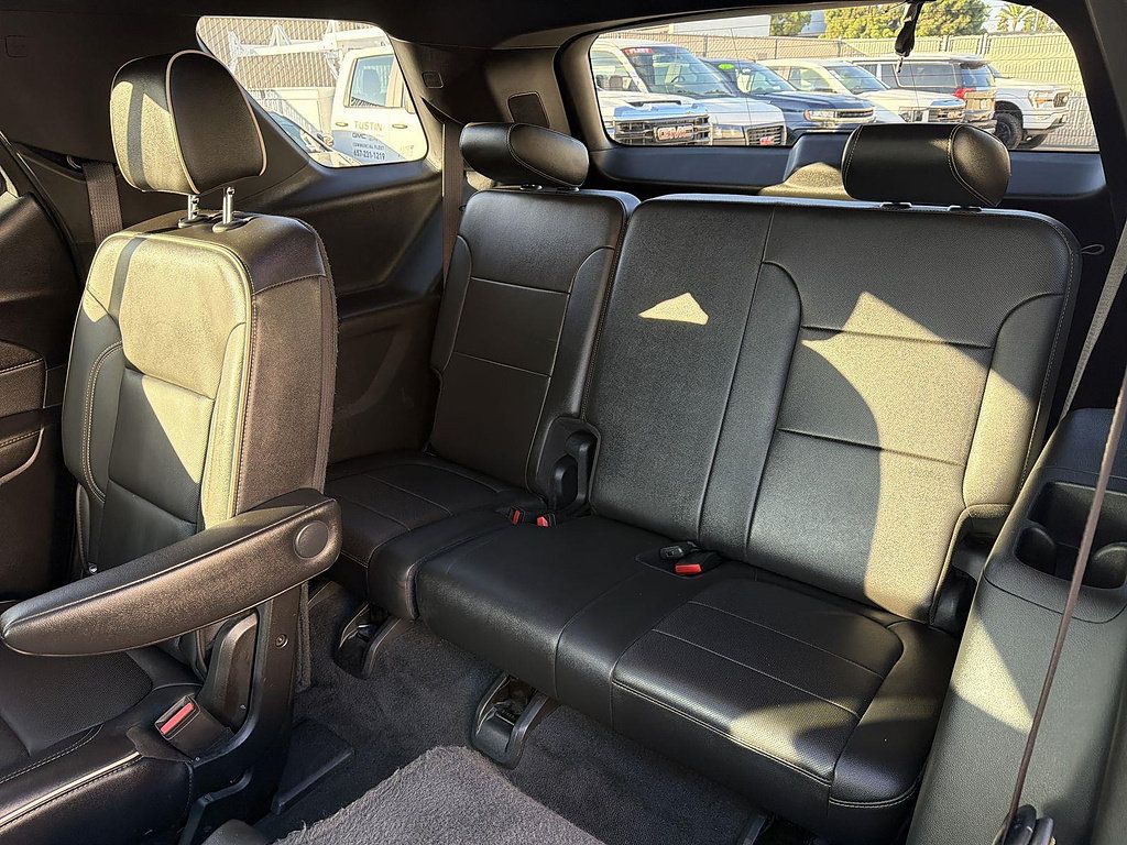 Used 2023 Chevrolet Traverse Premier w/ Redline Edition FWD image 46