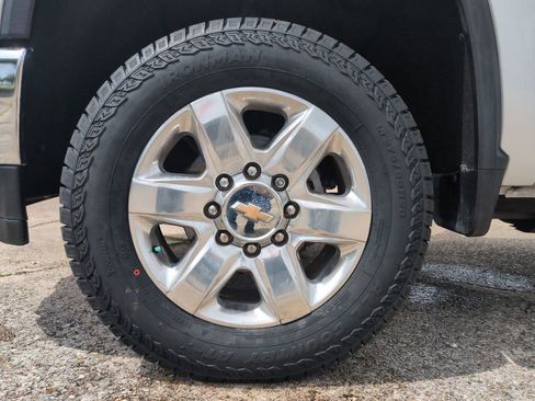 Used 2022 Chevrolet Silverado 2500 LTZ w/ LTZ Texas Edition RWD image 12