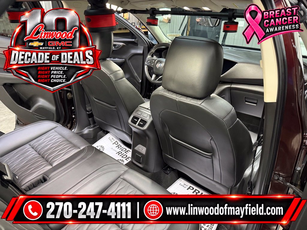 Used 2023 Buick Envision Avenir FWD image 28