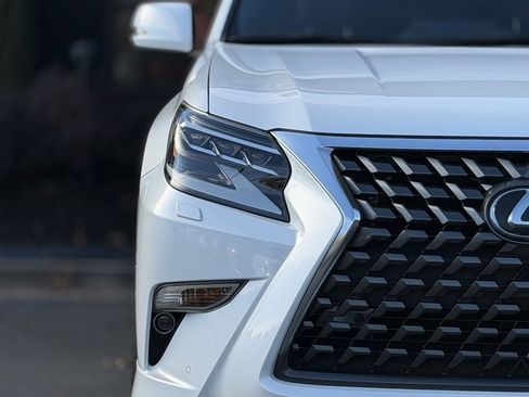 Used 2022 Lexus GX 460 Premium image 4