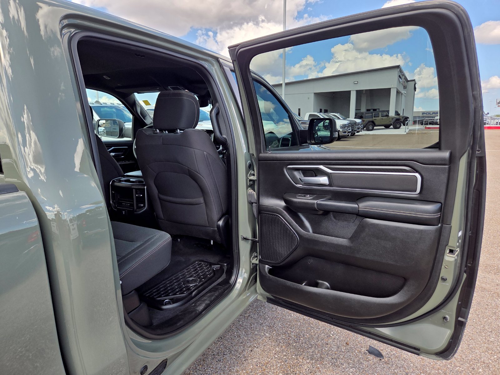 Used 2026 RAM 1500 Big Horn AWD/4WD image 18