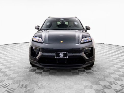 Certified 2024 Porsche Macan 4 Electric image 9