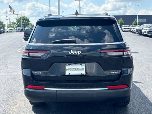 Used 2025 Jeep Grand Cherokee L Laredo AWD/4WD image 5