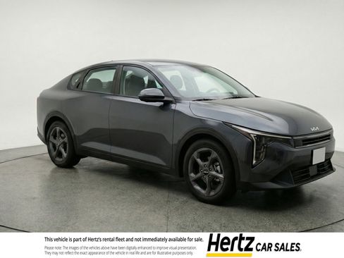 Used 2025 Kia K4 FWD image 1