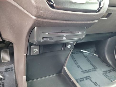 Used 2018 Honda Odyssey Elite image 18