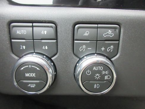 New 2026 GMC Sierra 1500 Elevation w/ Elevation Premium Package image 18