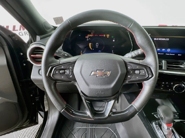 Used 2024 Chevrolet Trax RS w/ Driver Confidence Package FWD image 12