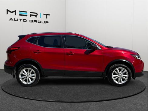 Used 2017 Nissan Rogue Sport SV image 10