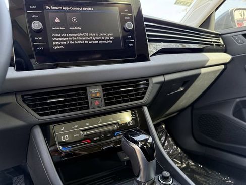 New 2026 Volkswagen Jetta SE image 14