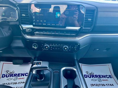 Used 2023 Chevrolet Silverado 1500 RST w/ Z71 Off-Road Package image 15