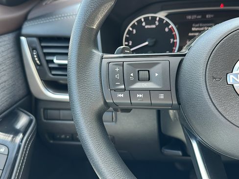 Certified 2023 Nissan Rogue SV image 14