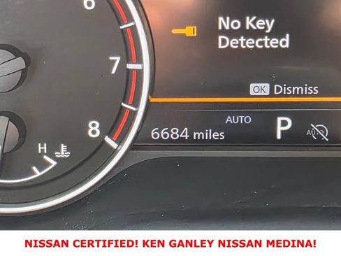 Certified 2026 Nissan Rogue SV AWD/4WD image 32