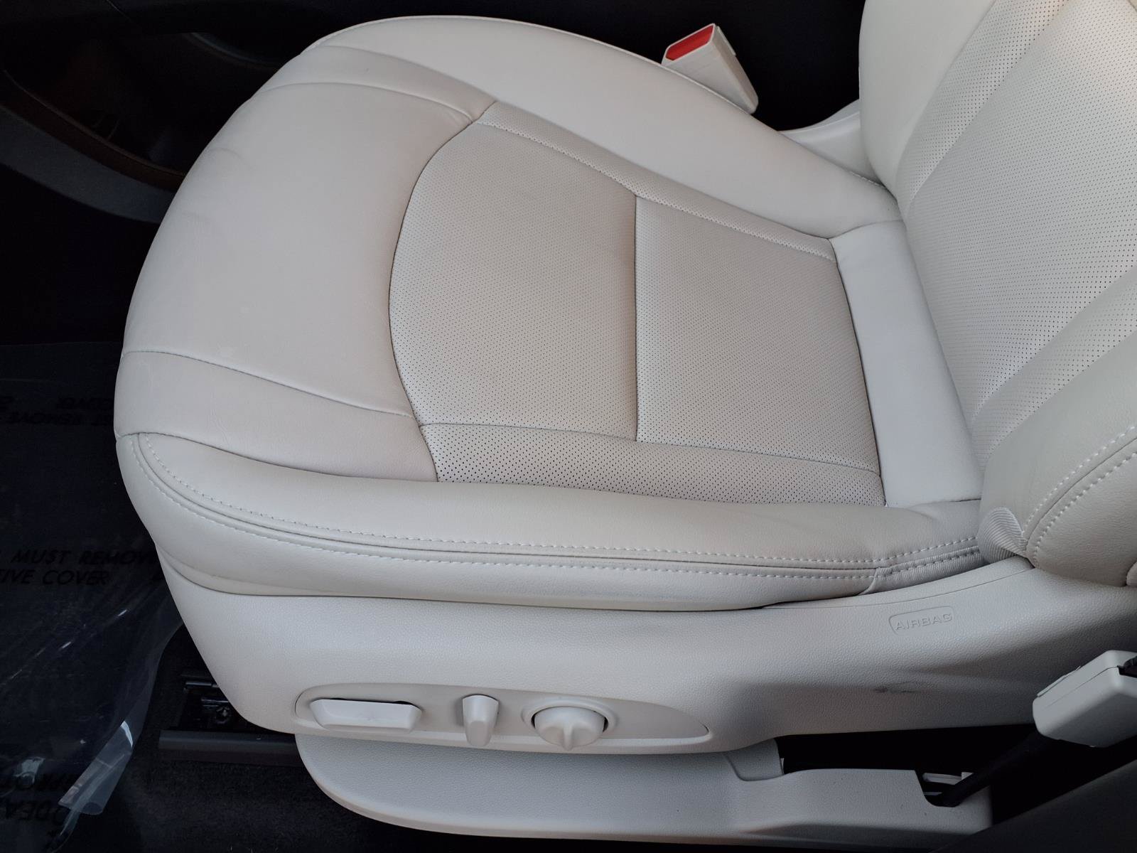 Used 2023 Buick Enclave Essence AWD/4WD image 21