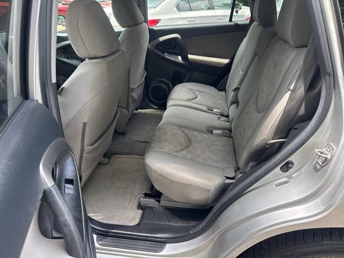 Used 2012 Toyota RAV4 4WD w/ Value Pkg image 17