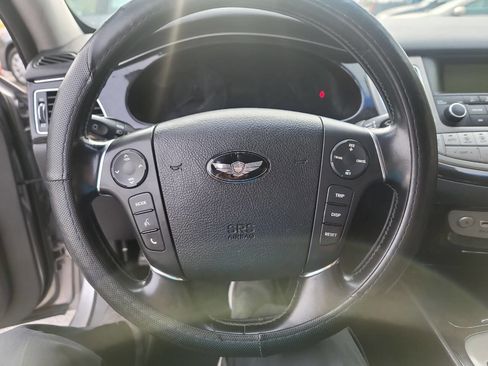 Used 2013 Hyundai Genesis 3.8 image 20