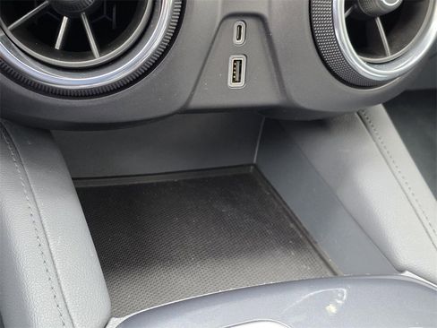 Used 2020 Chevrolet Blazer LT image 23