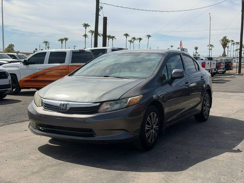 Used 2012 Honda Civic LX image 2