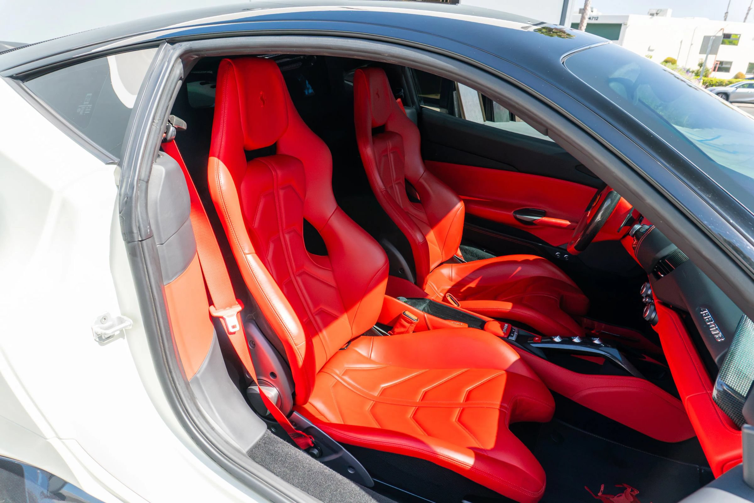 Used 2018 Ferrari 488 GTB RWD image 60