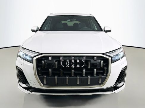 Used 2025 Audi Q7 3.0T Premium Plus w/ Premium Plus Package AWD/4WD image 2