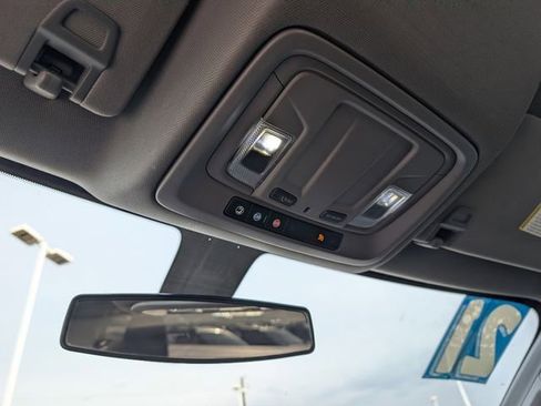 Used 2021 Chevrolet Silverado 2500 W/T image 28