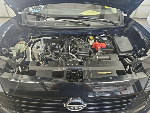 Used 2025 Nissan Kicks SV image 27