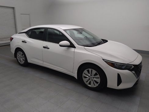 Used 2024 Nissan Sentra S image 11