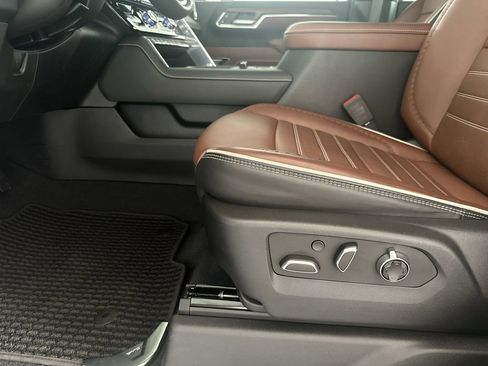 Certified 2024 GMC Sierra 2500 Denali Ultimate image 20