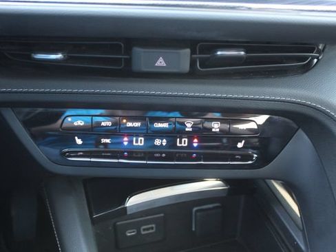 Used 2022 Buick Envision Preferred FWD image 29
