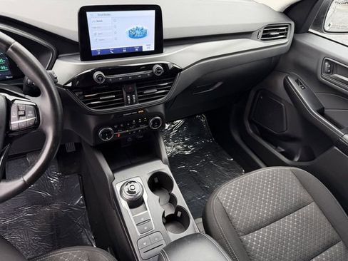 Used 2023 Ford Escape Active image 18