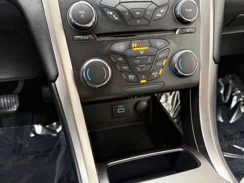 Used 2018 Ford Fusion S image 15