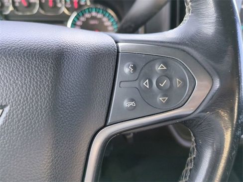 Used 2018 Chevrolet Silverado 1500 LT w/ All Star Edition image 29