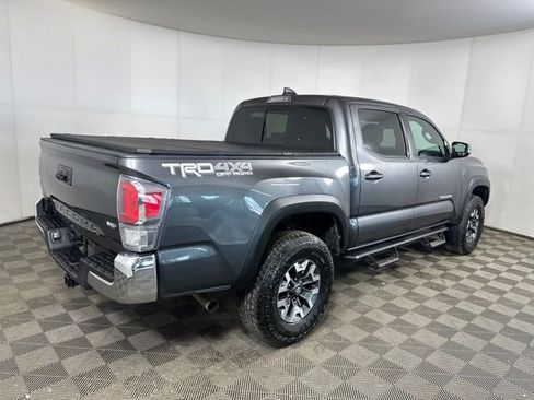 Used 2023 Toyota Tacoma TRD Off-Road image 3