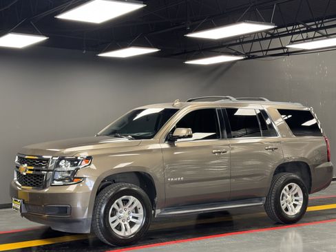 Used 2016 Chevrolet Tahoe LT image 1