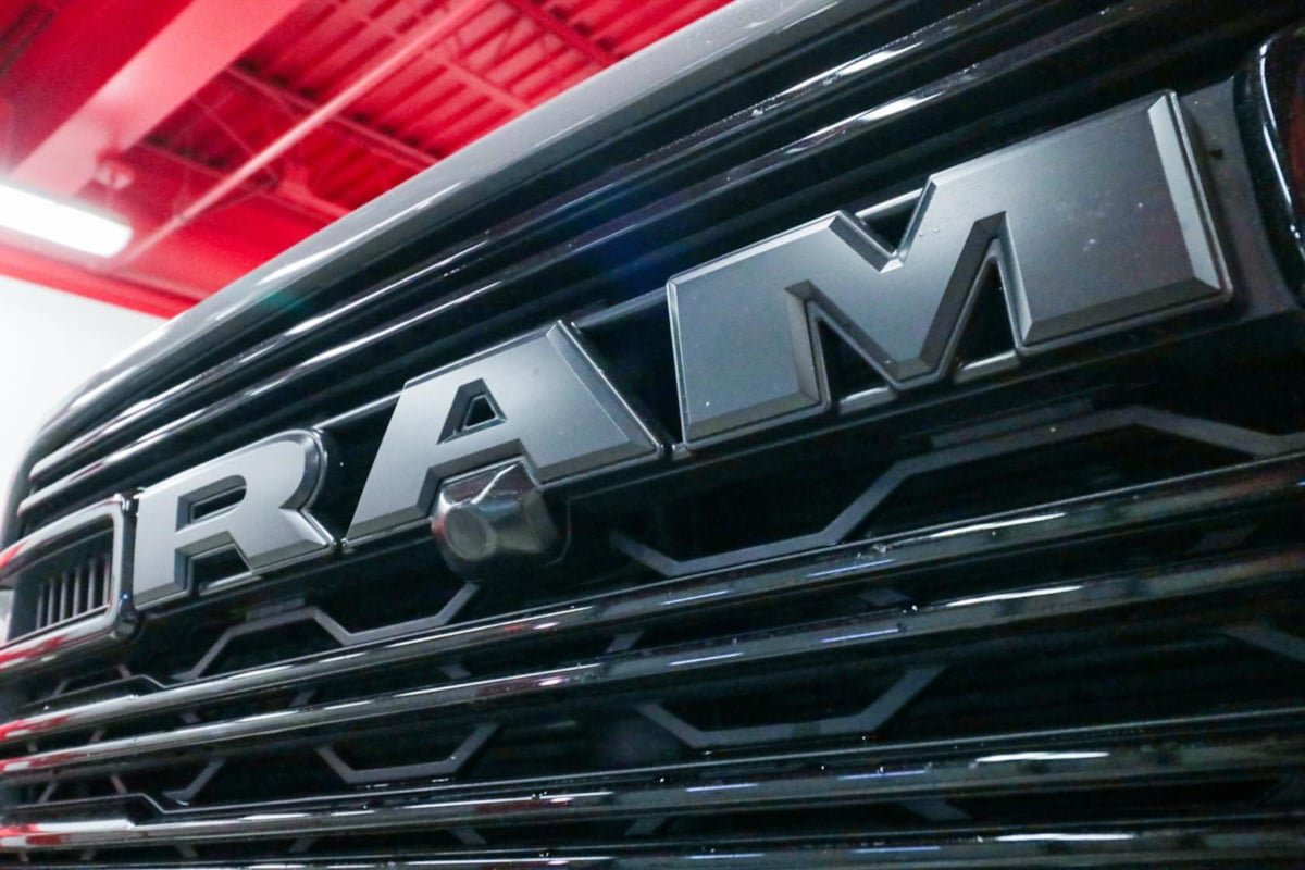 Used 2025 RAM 2500 Laramie w/ Night Edition AWD/4WD image 36