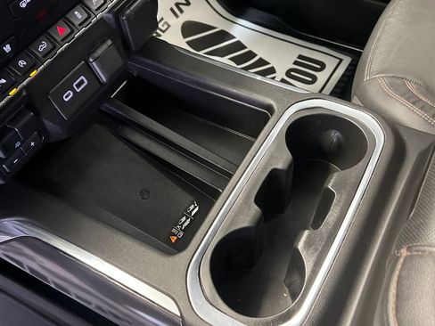Used 2022 GMC Sierra 1500 AT4 w/ AT4 Premium Package image 36