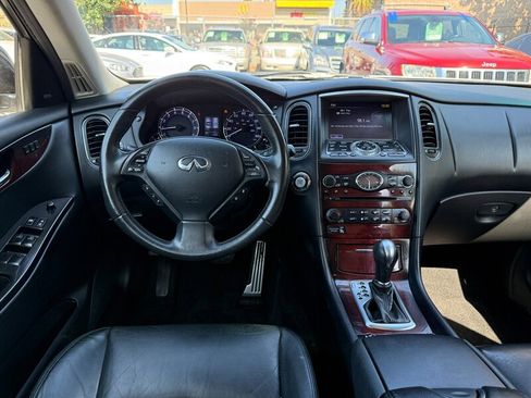 Used 2016 INFINITI QX50 2WD w/ Technology Package image 18