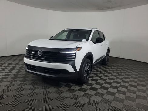 New 2026 Nissan Kicks SV w/ SV Premium Package image 8