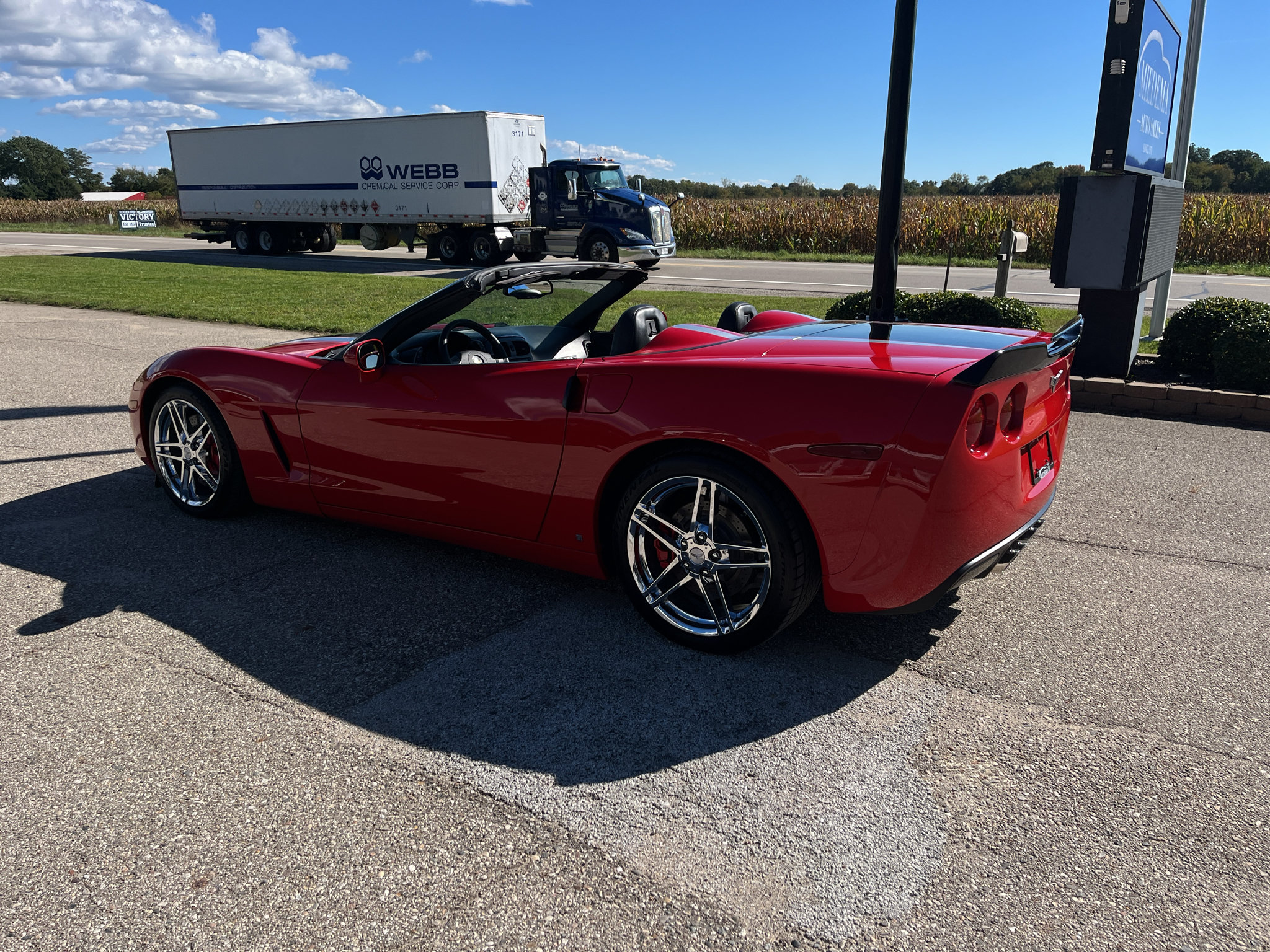 Used 2007 Chevrolet Corvette Convertible w/ Preferred Equipment Group RWD image 30