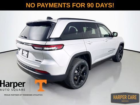New 2025 Jeep Grand Cherokee Limited w/ Black Appearance Package AWD/4WD image 6