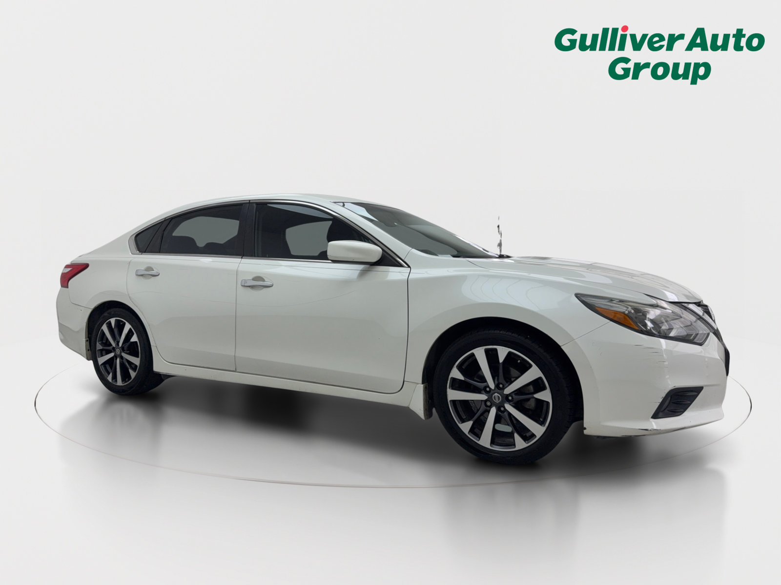 Used 2016 Nissan Altima 2.5 SR FWD image 12