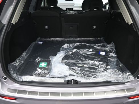 New 2026 Volvo XC60 B5 Plus w/ Protection Package Premier AWD/4WD image 30