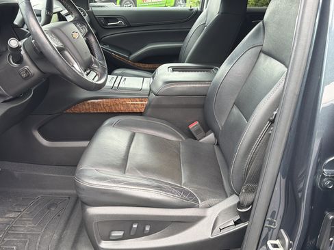 Used 2019 Chevrolet Tahoe Premier AWD/4WD image 9
