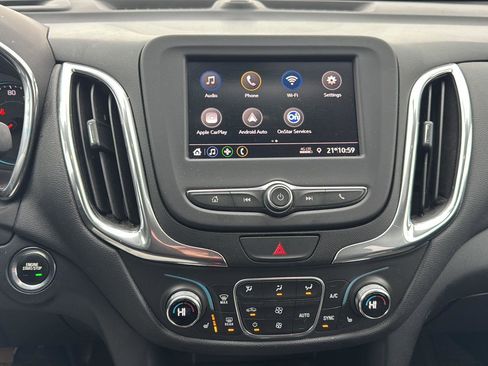 Used 2020 Chevrolet Equinox LT w/ Driver Convenience Package image 15