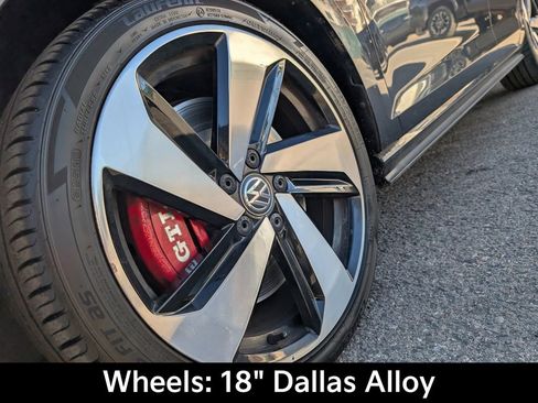Used 2018 Volkswagen GTI SE image 7